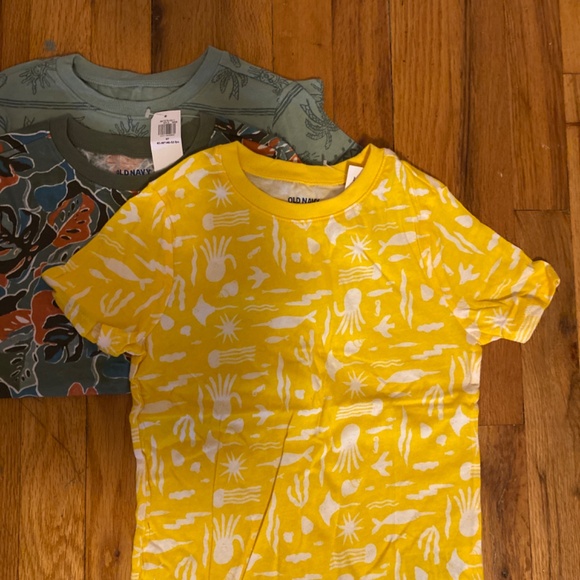 Old Navy toddler t-shirt bundle - Picture 2 of 4